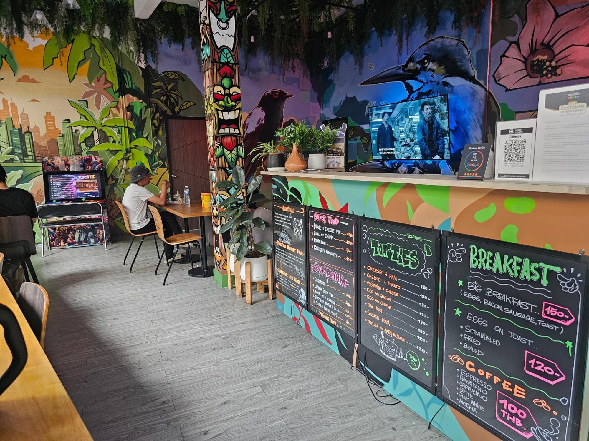 Urban Jungle Hostel Bangkok Ngoại thất bức ảnh